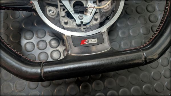 Preview: S3 8P Lenkrad