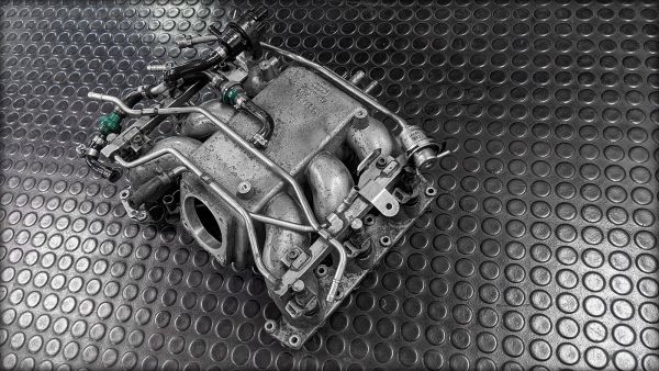 S4 Biturbo Saugrohr Einspritzdüsen