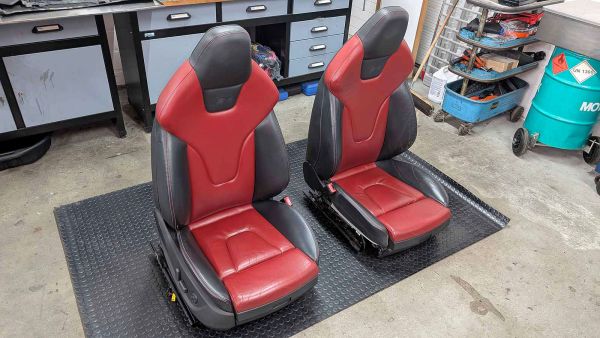 Preview: S4 B8 Avant Recaro Sitze Lederausstattung schwarz/rot