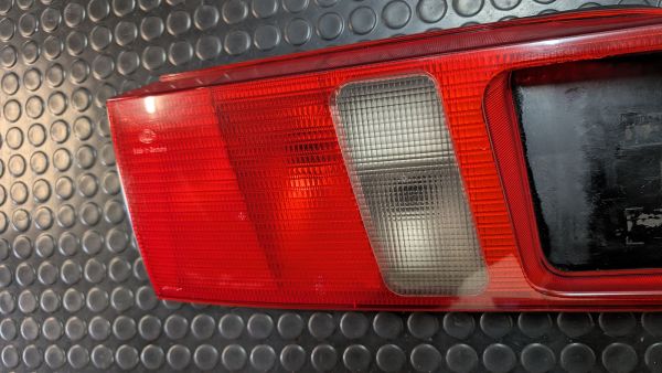 Preview: S6 C4 Heckleuchtenband Heckblende