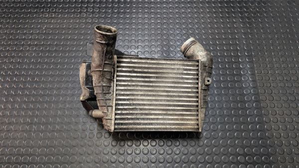 Preview: S4 C4 AAN Ladeluftkühler