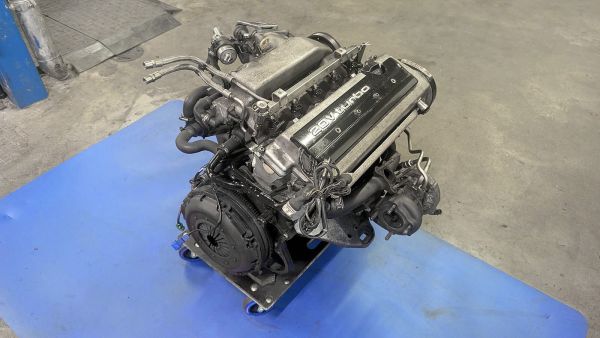 Preview: S4 S6 C4 AAN Motor mit Anbauteilen