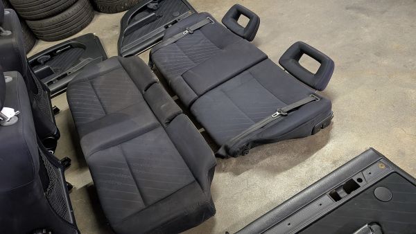 Preview: S4 C4 Avant Sitze Ausstattung Jaquard-Satin schwarz