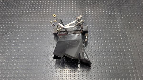 S4 S6 C4 AAN Ölkühler mit Trichter und Leitungen