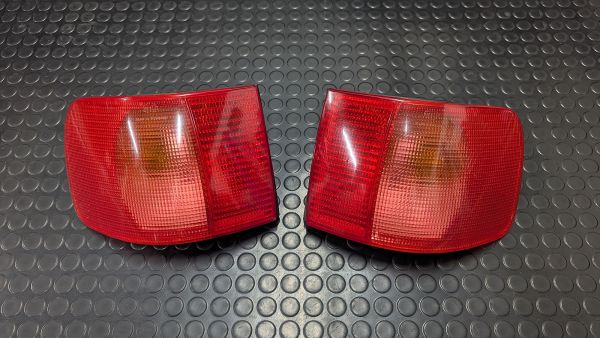 S4 C4 Avant Heckleuchtenband Heckblende Blinker