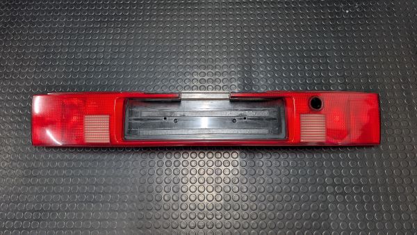 S4 C4 Avant Heckleuchtenband Heckblende Blinker