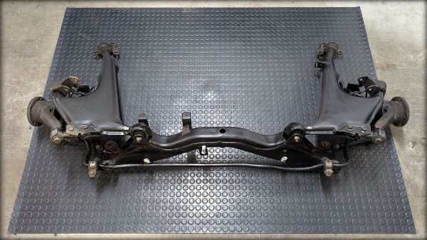 S4 S6 C4 Hinterachse komplett mit Radnaben