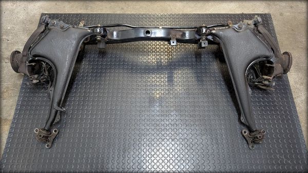 S4 S6 C4 Hinterachse komplett mit Radnaben