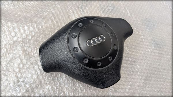 Preview: S4 S6 C4 Airbag aus 3 Speichen Lenkrad