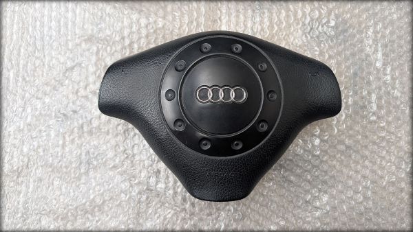 Preview: S4 S6 C4 Airbag aus 3 Speichen Lenkrad