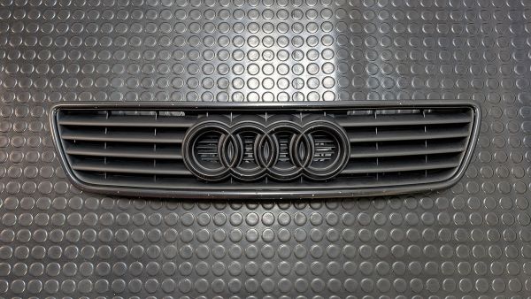 S6 C4 Kühlergrill
