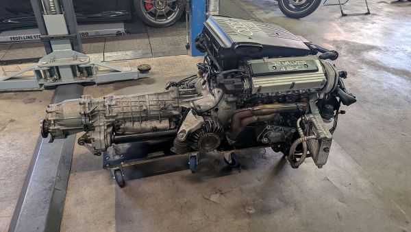 S6 C4 V8 Motor mit Anbauteilen inkl. Getriebe Automat