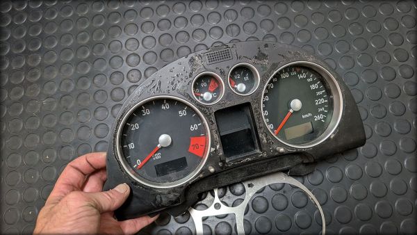 Preview: TT 8N 225 PS Tacho Kombiinstrument