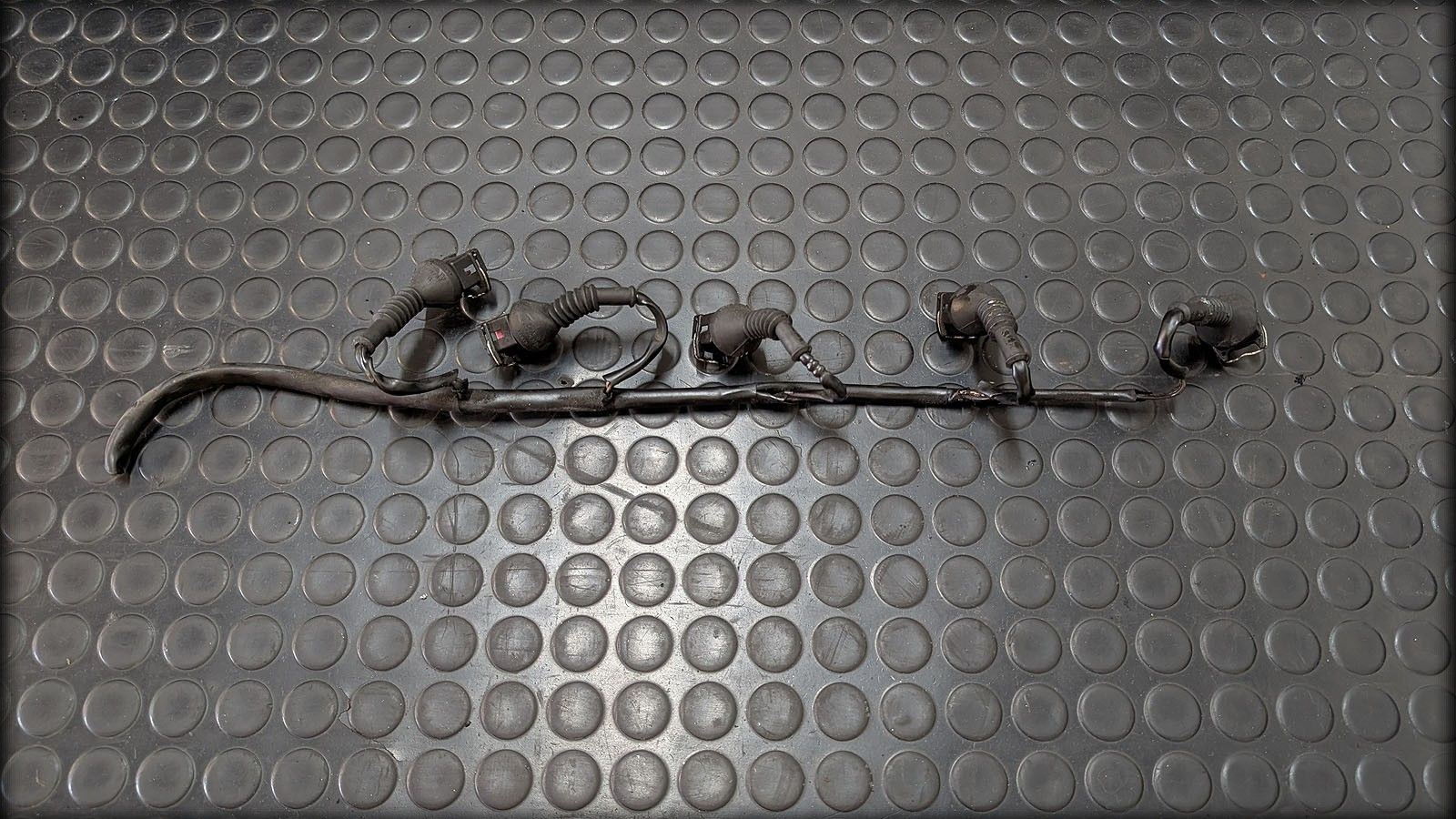 200 20V Stecker / Anschlüsse auf Einspritzdüsen