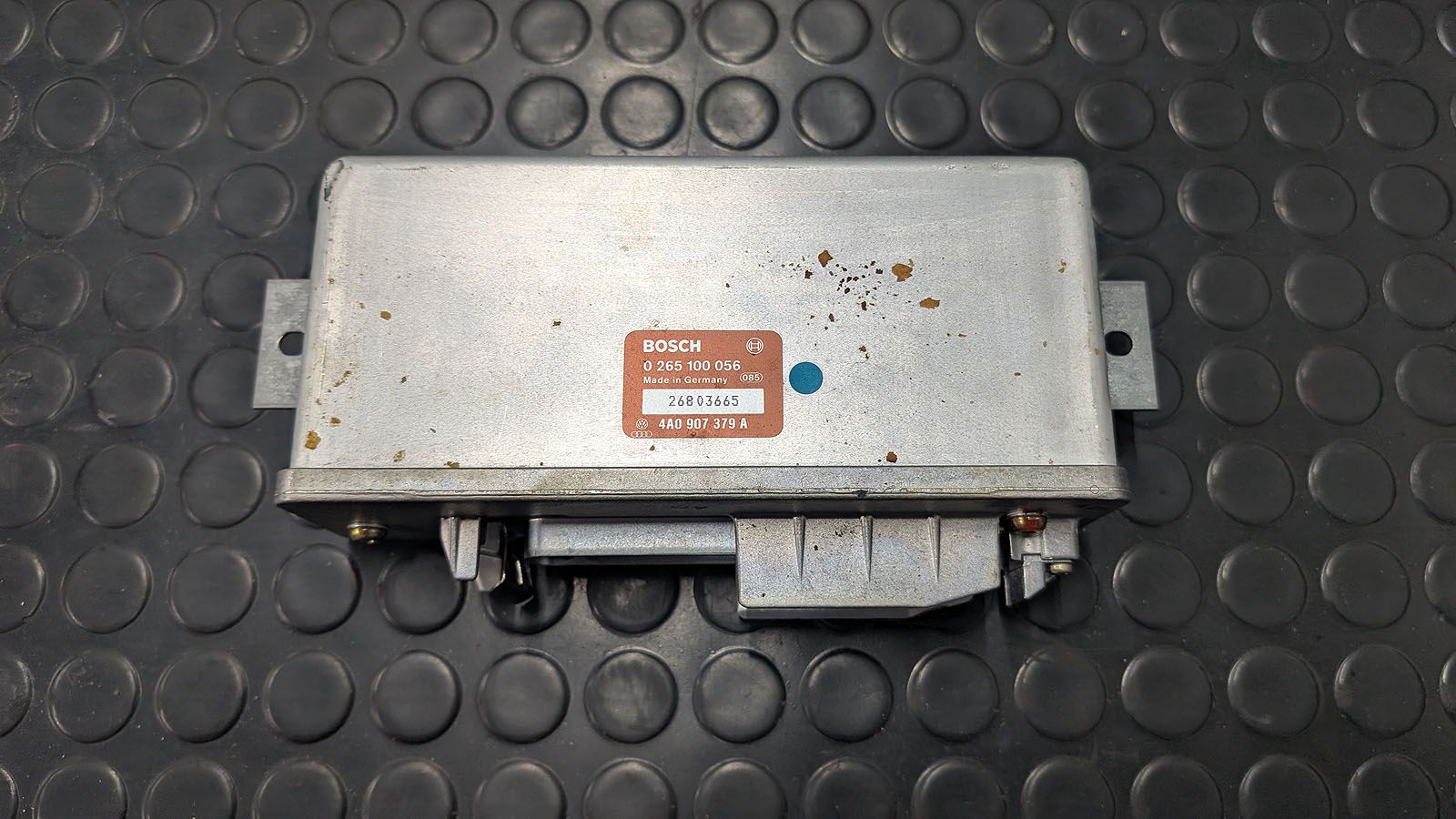 80 B4 Steuergerät ABS 4A0 907 379 A