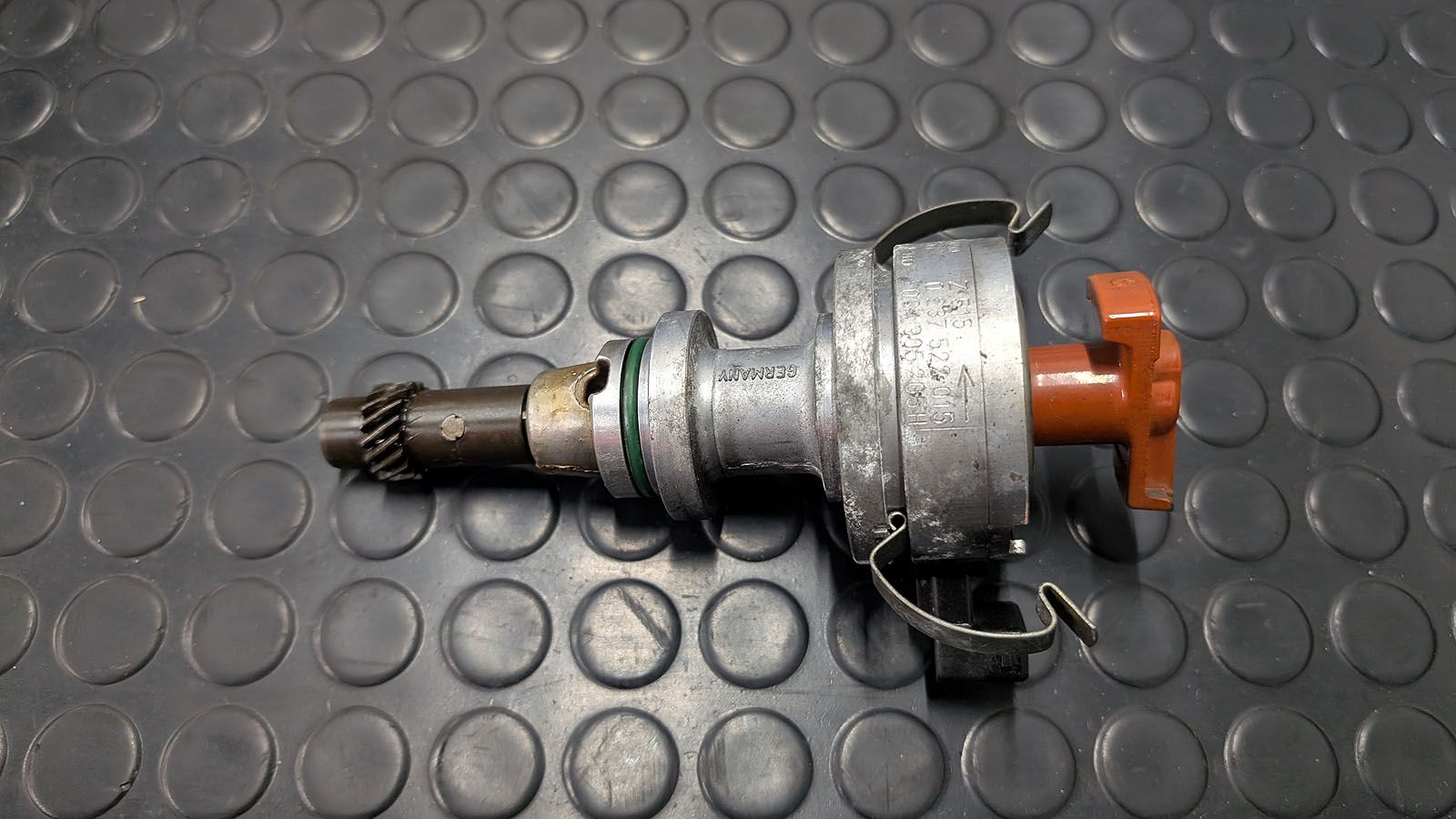 80 B4 2.3l Zündverteiler 034 905 205 H