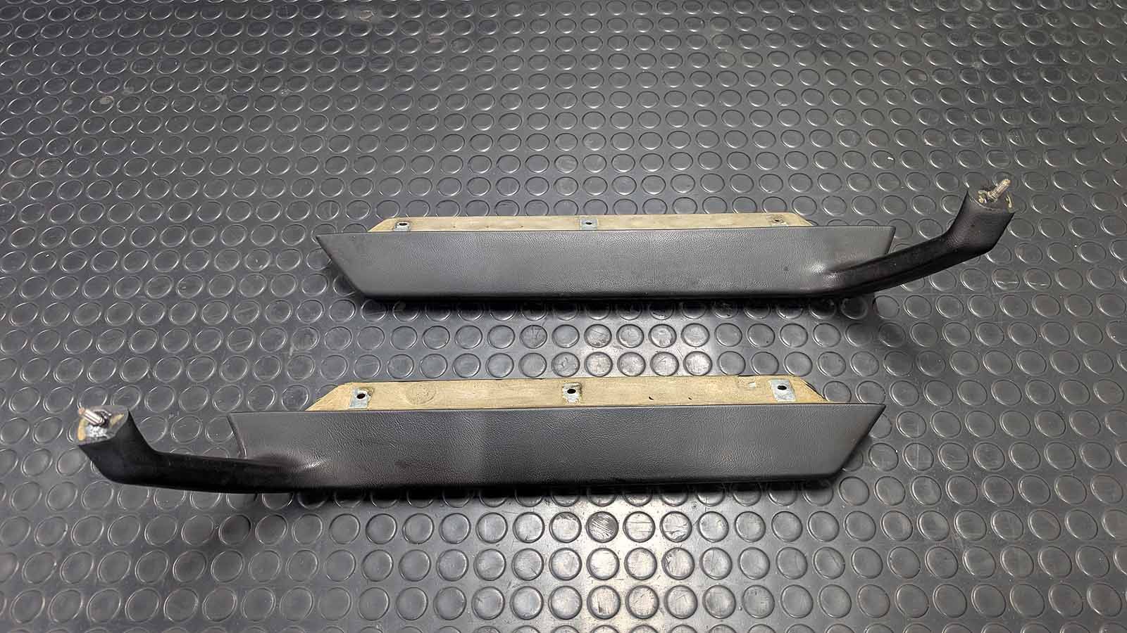 Porsche 924 Armlehnen Türverkleidungen