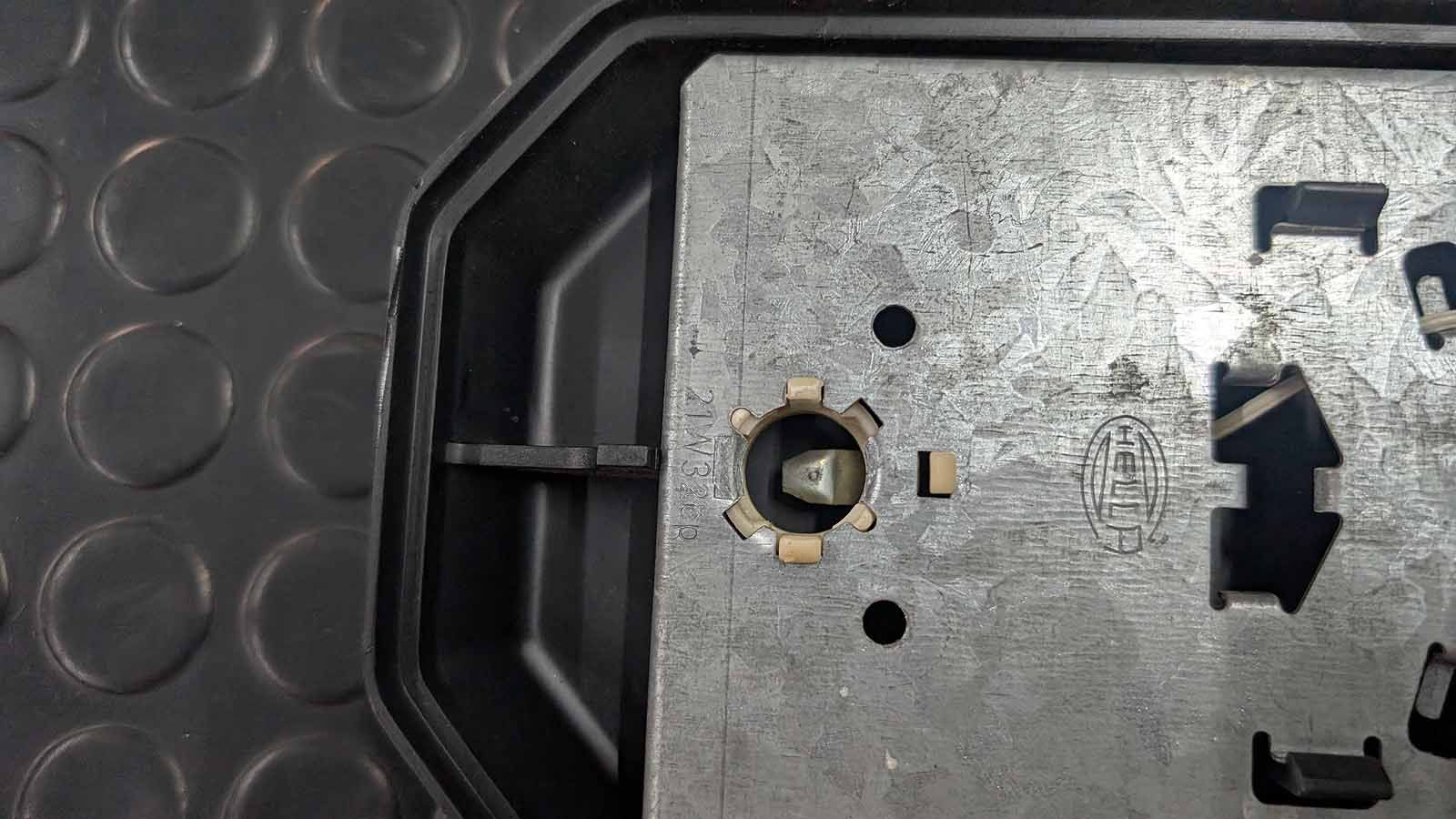 Porsche 924 Lampenträger für Heckleuchten