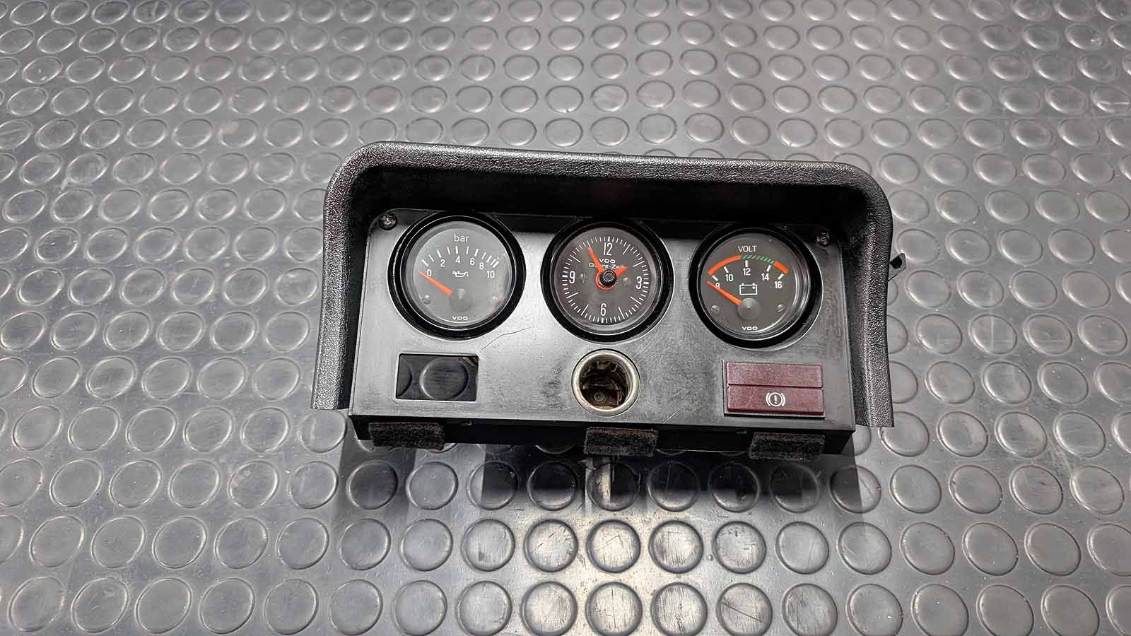 Porsche 924 Zusatzinstrumente