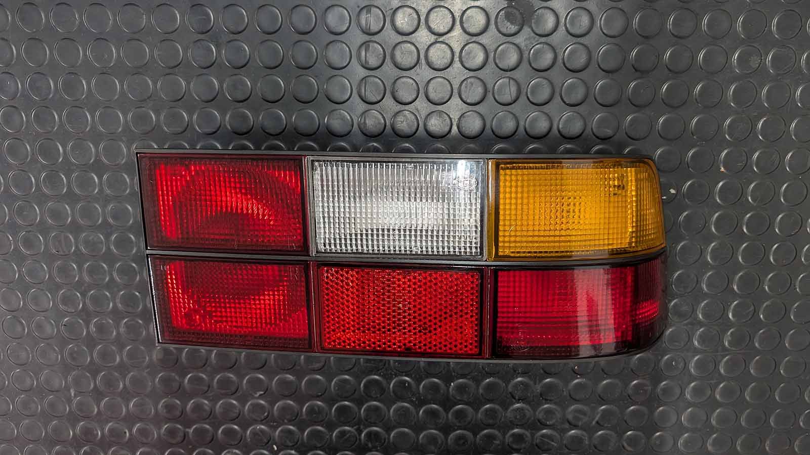 Porsche 924 Heckleuchte Blinker hinten rechts
