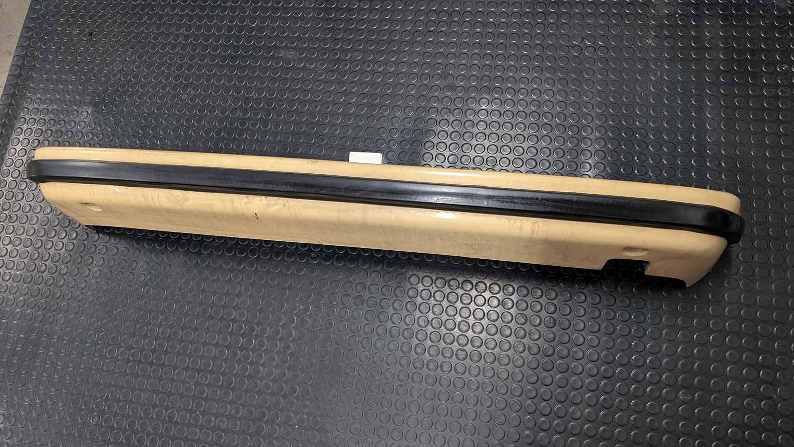 Porsche 924 Stossstange hinten