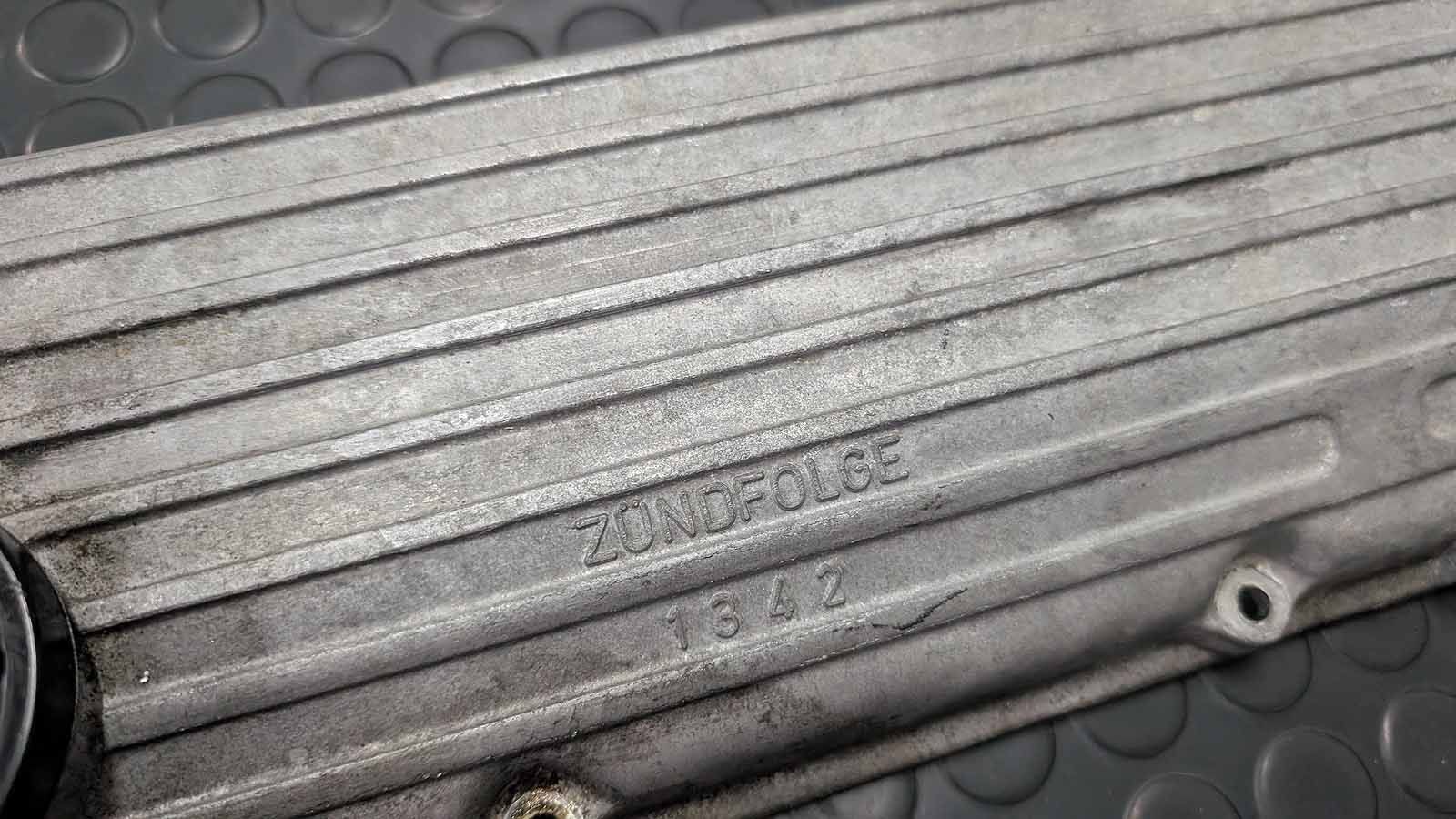 Porsche 924 Ventildeckel