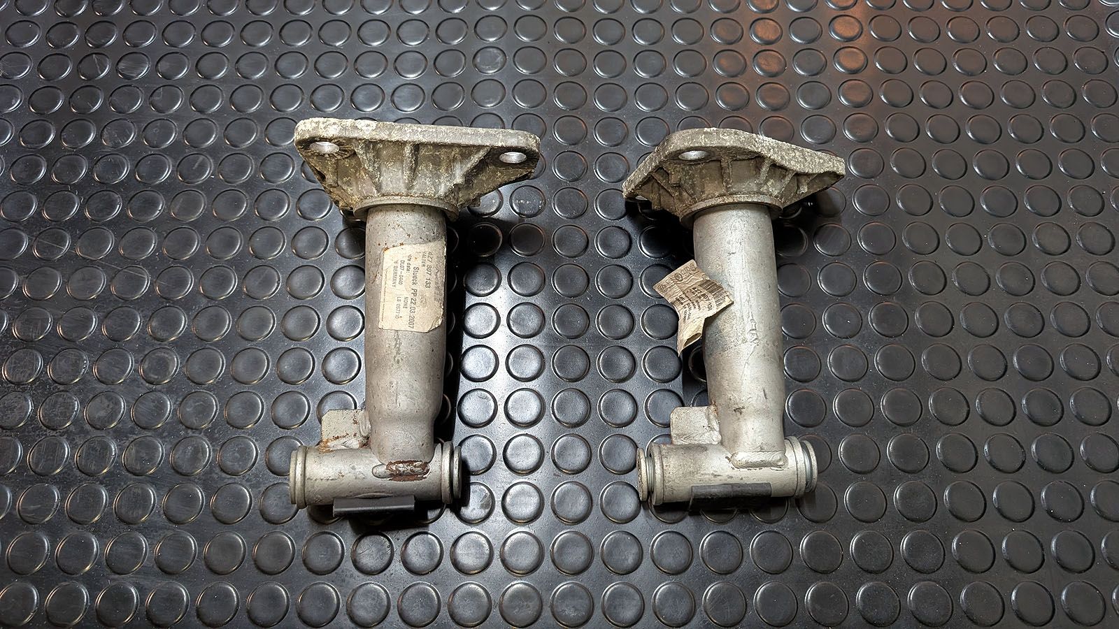 A6 C5 Allroad Halter Stossstange vorne