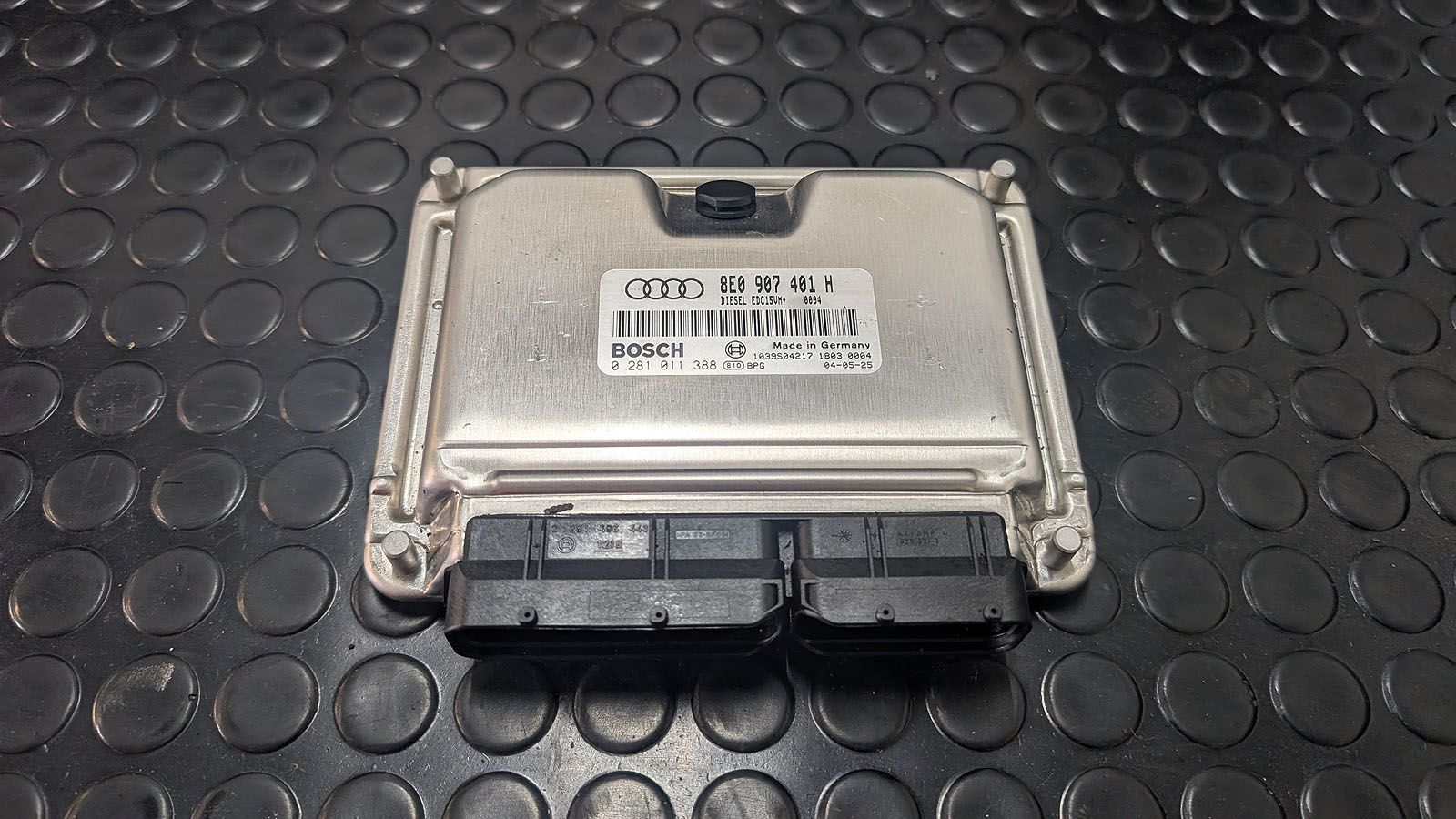 A6 C5 Allroad 2.5l TDI Motorsteuergerät 8E0 907 401 H