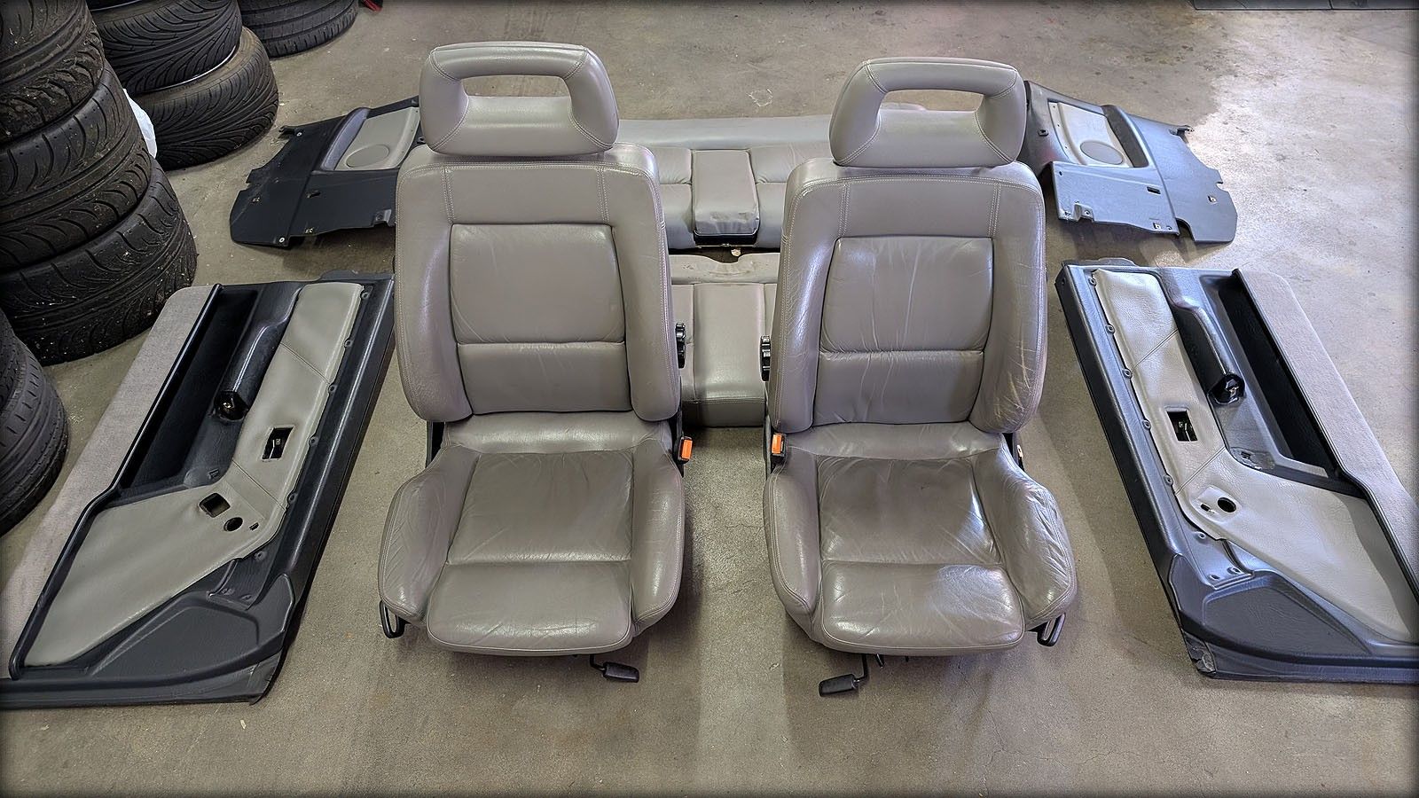 Cabrio Typ89 Lederausstattung grau