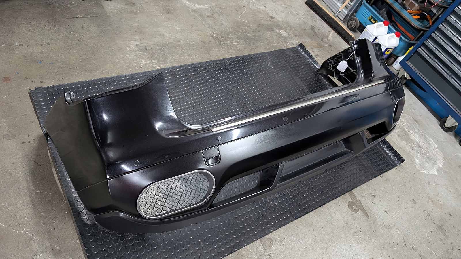 Cayenne Turbo 957 Stossstange hinten mit Parksensoren