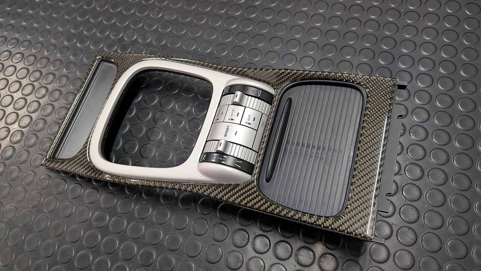 Cayenne Turbo 957 Carbon Mittelkonsole