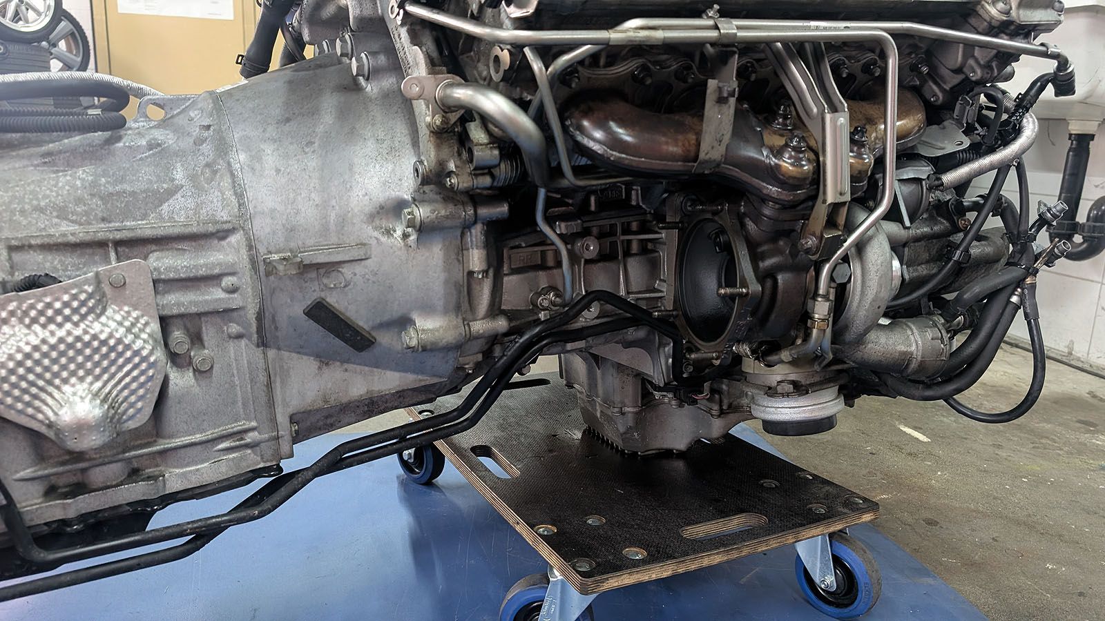 Cayenne Turbo S 957 Motor mit Anbauteilen inkl. Getriebe