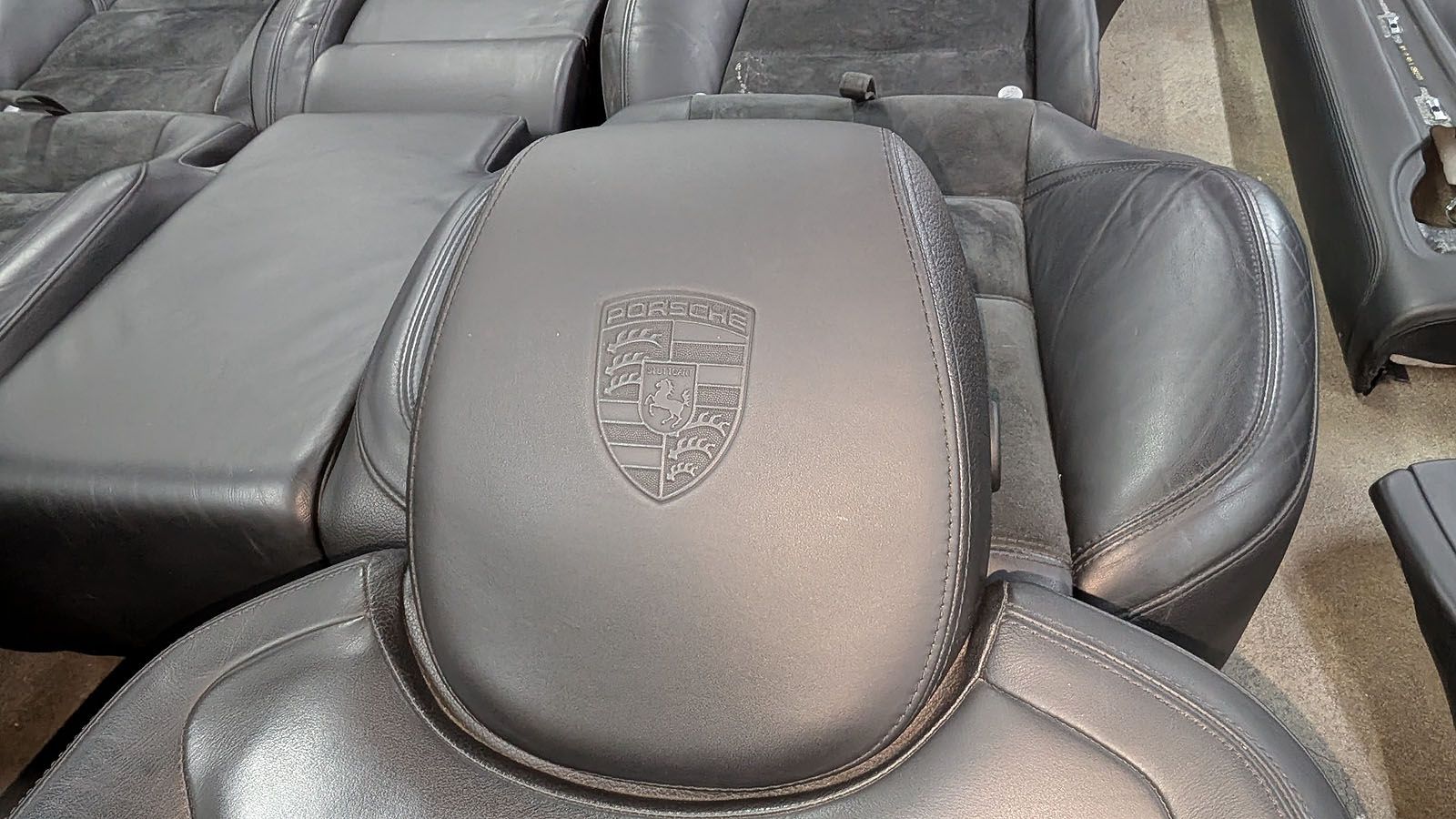 Cayenne Turbo S 957 Sitze Ausstattung Leder/Alcantara schwarz