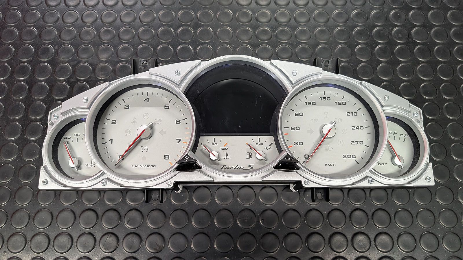 Cayenne Turbo S 957 Tacho Kombiinstrument 7L5 920 885 C