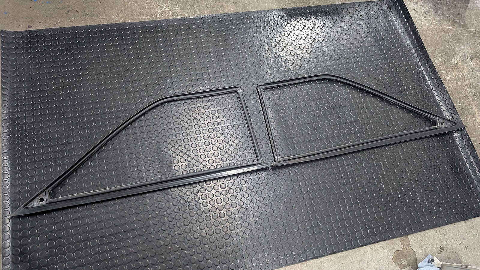 Coupe Typ89 S2 Dichtungen Dreiecksfenster