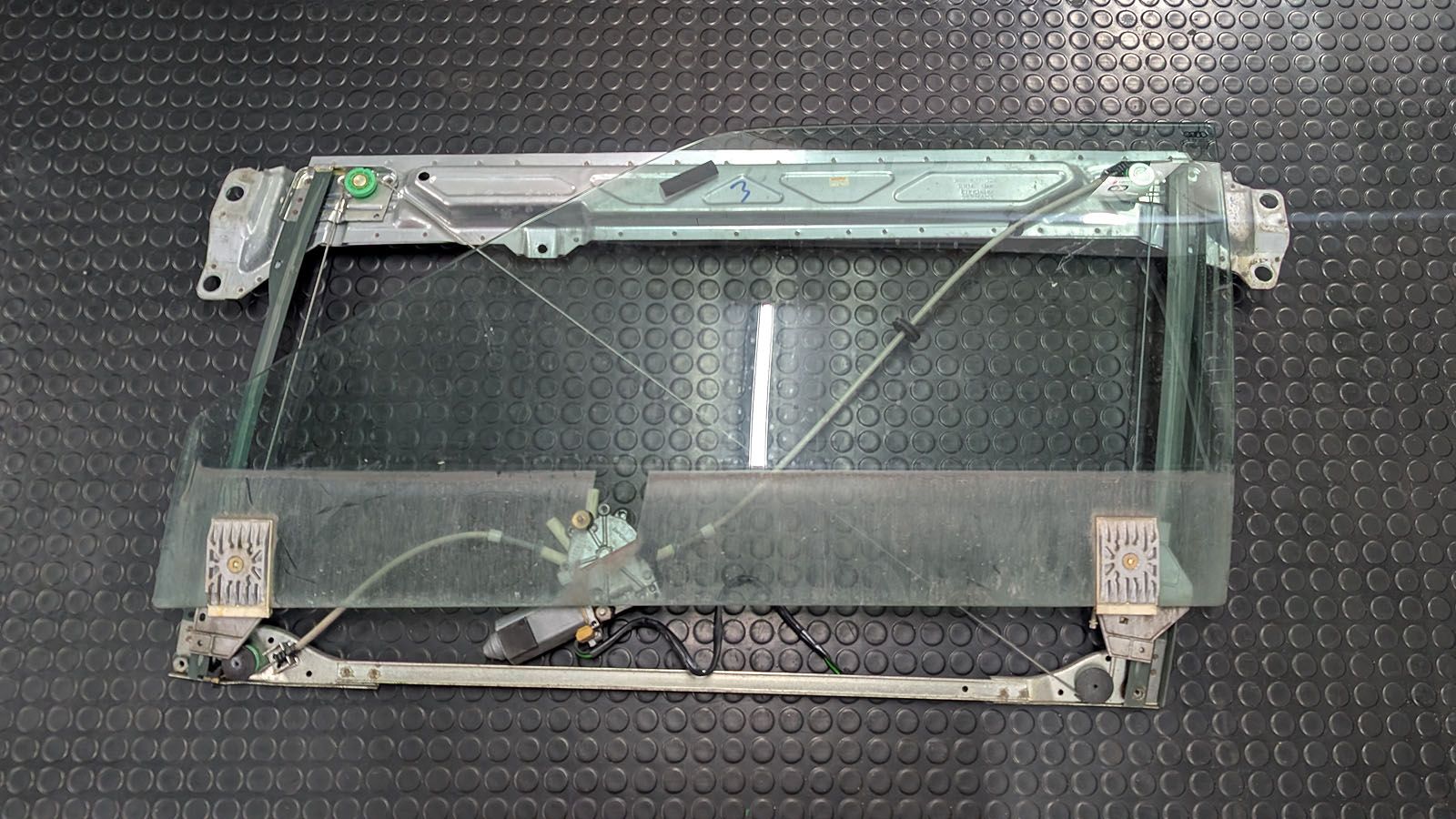 Coupe Typ89 S2 Fensterheber links