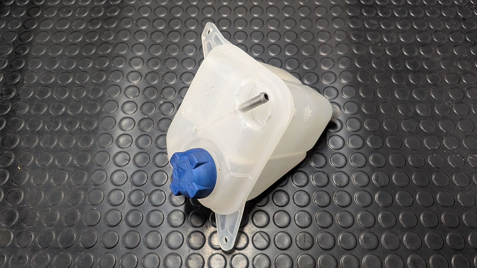 Coupe Typ89 S2 RS2 Expansionsgefäss Kühlwasser neuwertig
