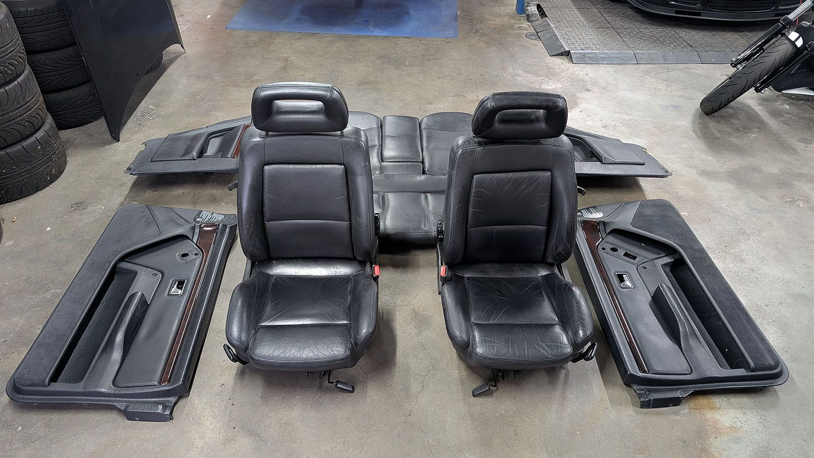 Coupe Typ89 S2 Lederausstattung Sitze schwarz