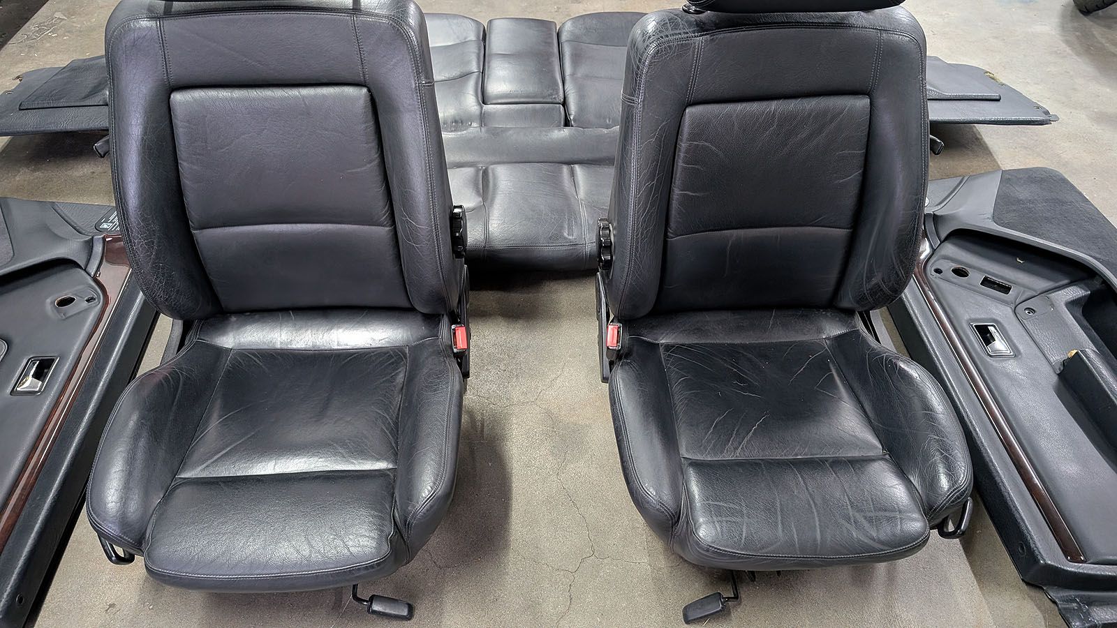 Coupe Typ89 S2 Lederausstattung Sitze schwarz