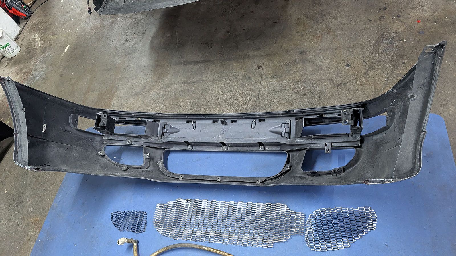 RS2 Stossstange vorne