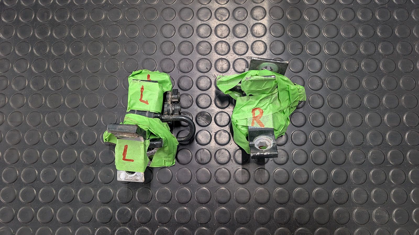 Coupe Typ89 S2 Türscharniere