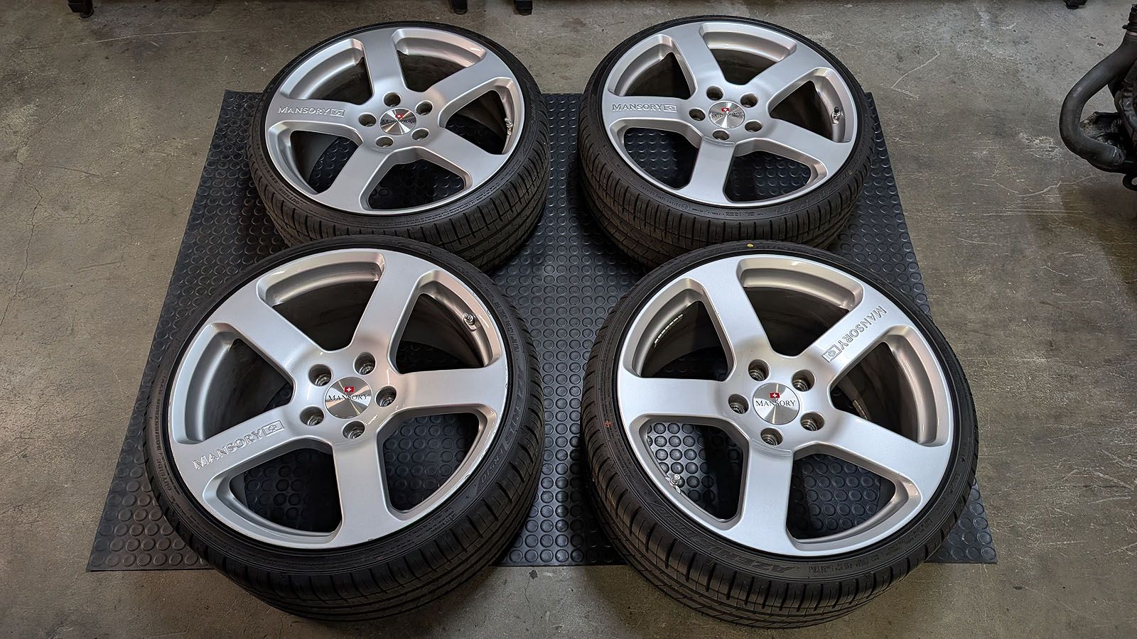 Porsche RINSPEED Mansory 20 Zoll Sommerräder Felgen