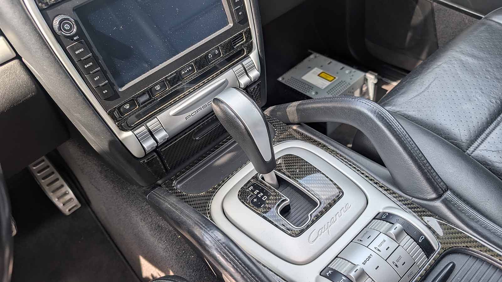 Cayenne Turbo 957 Carbon Dekorleisten erweitert
