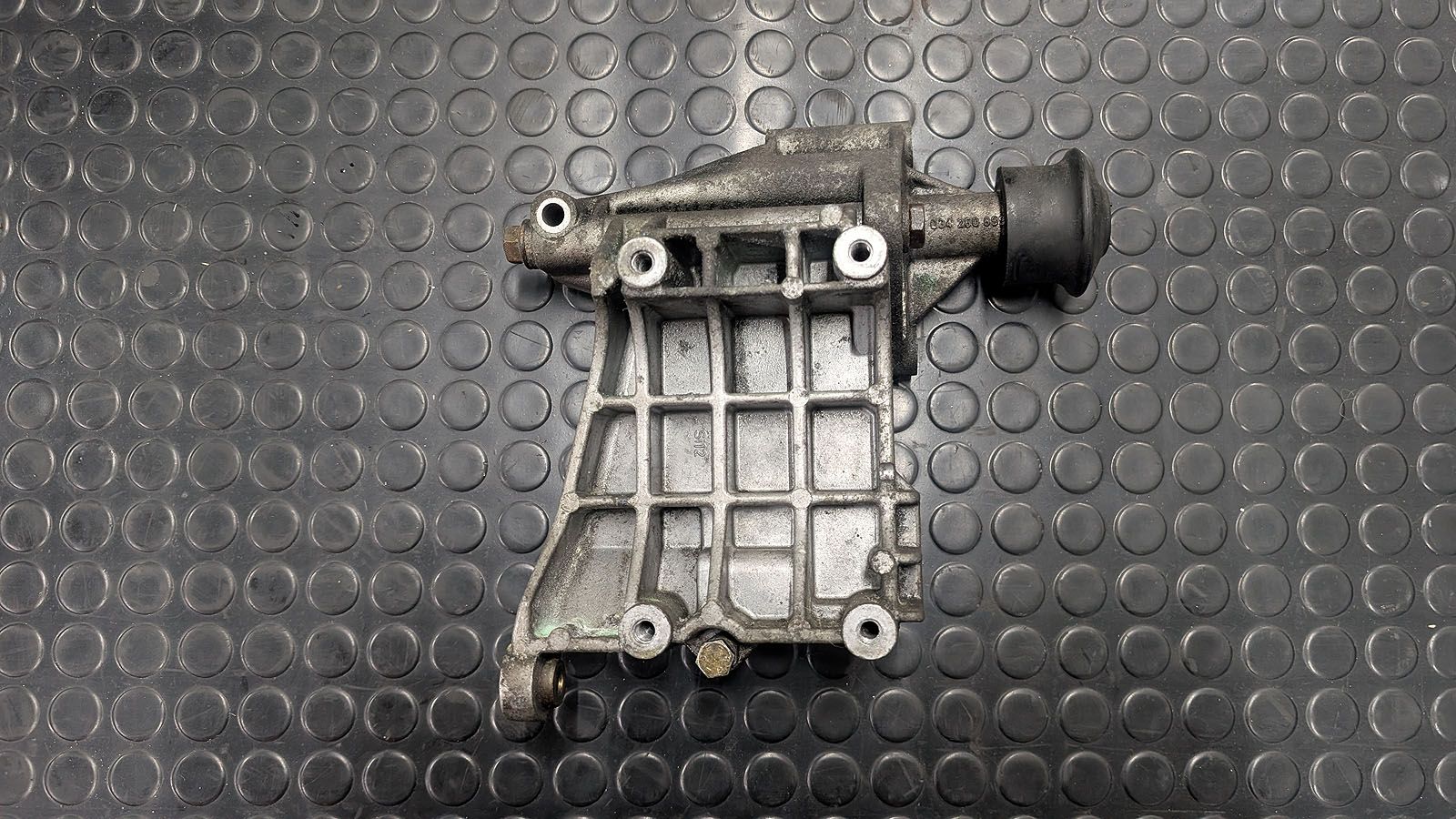 RS2 Halter Klimakompressor und Drehmomentstütze