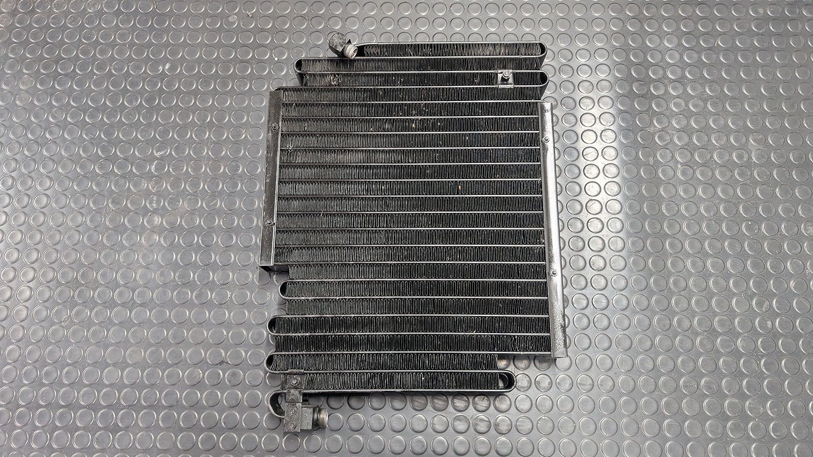 RS2 Klimakühler 8A0 260 401 AC