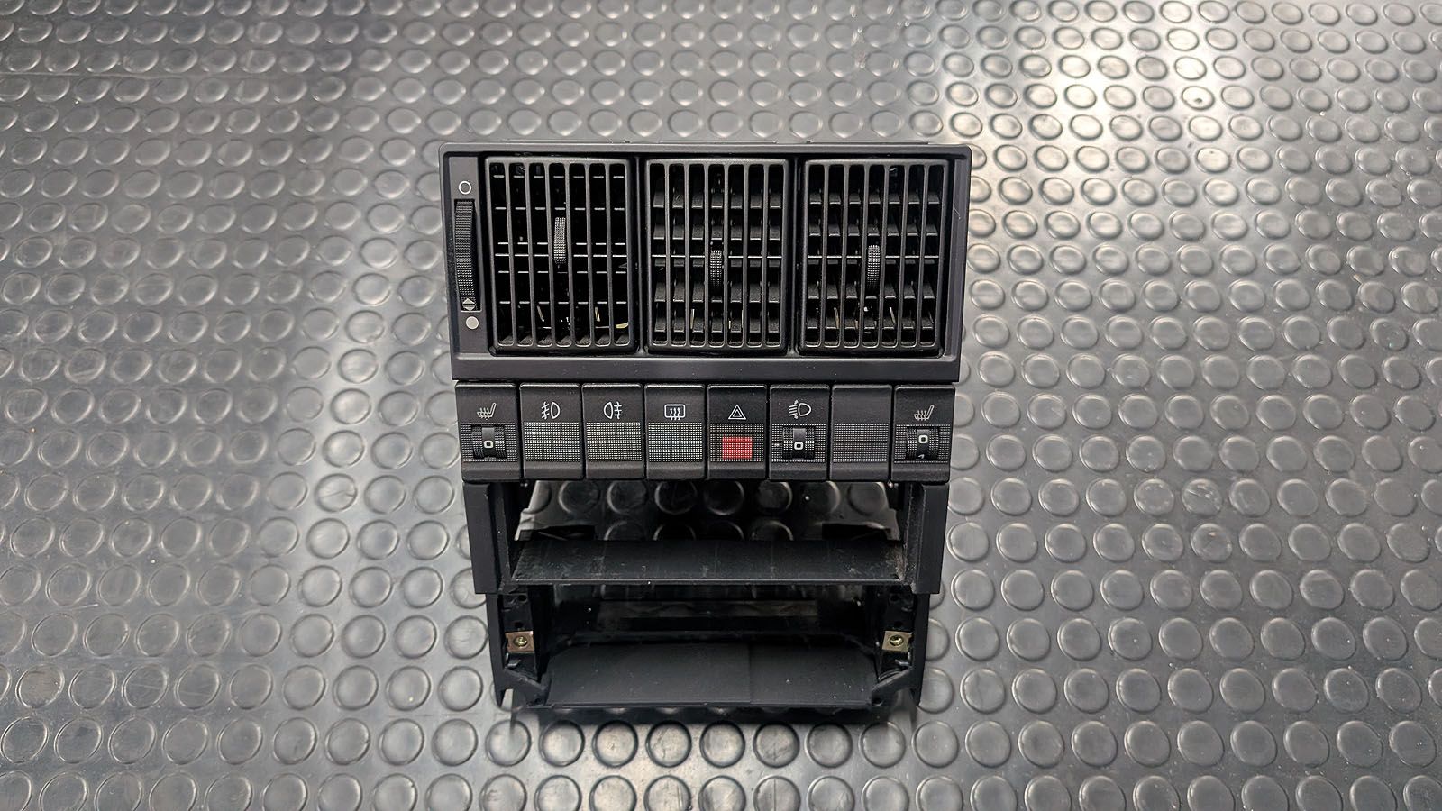 RS2 Konsole Schacht Radio Klima Schalter