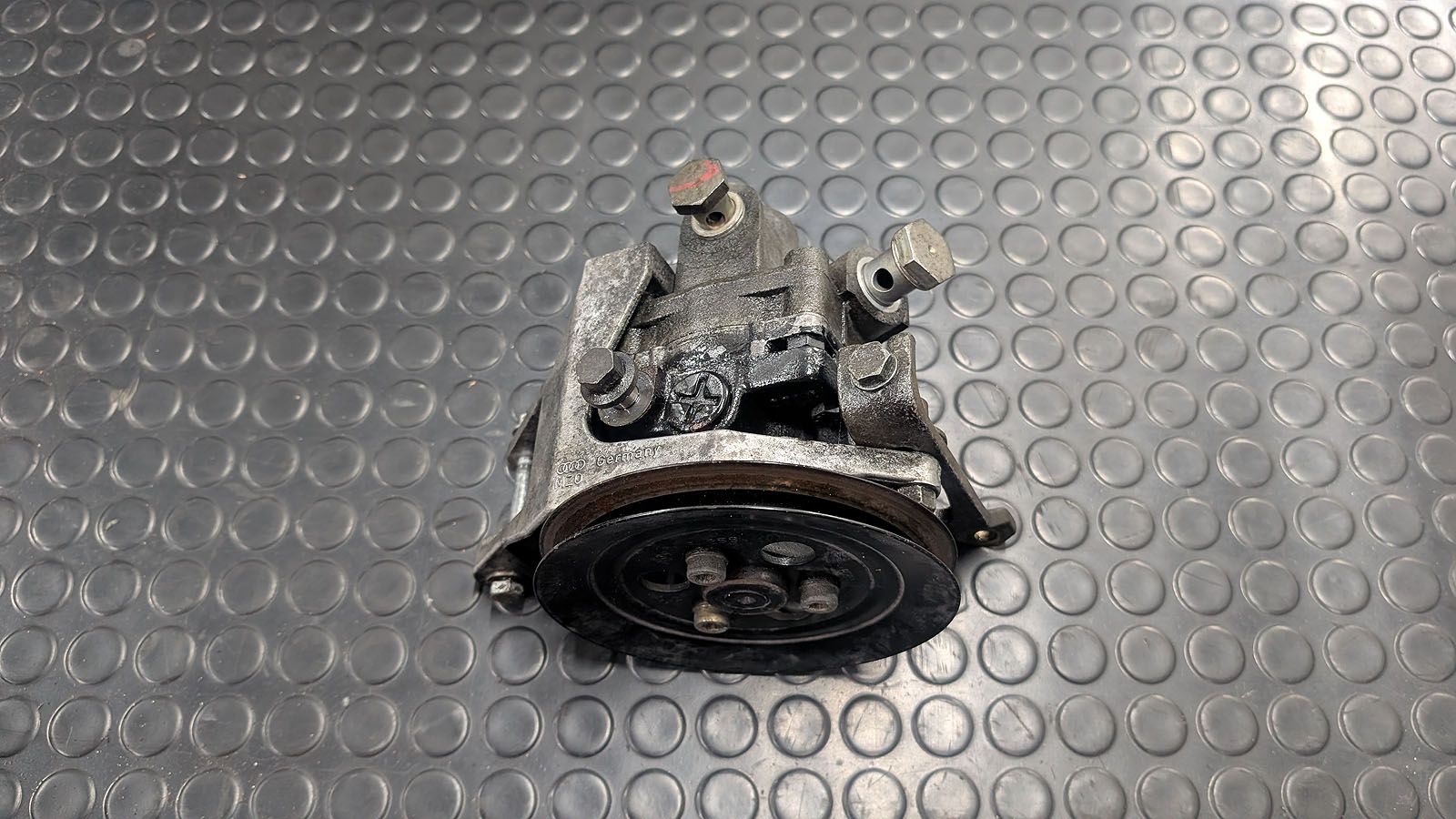 RS2 Servopumpe Tademflügelpumpe 054 145 165 K
