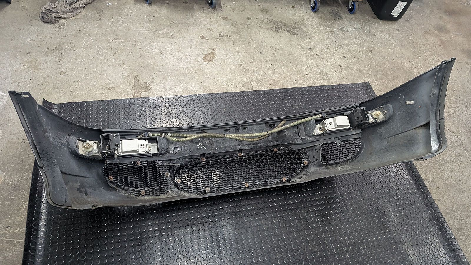 RS2 Stossstange vorne