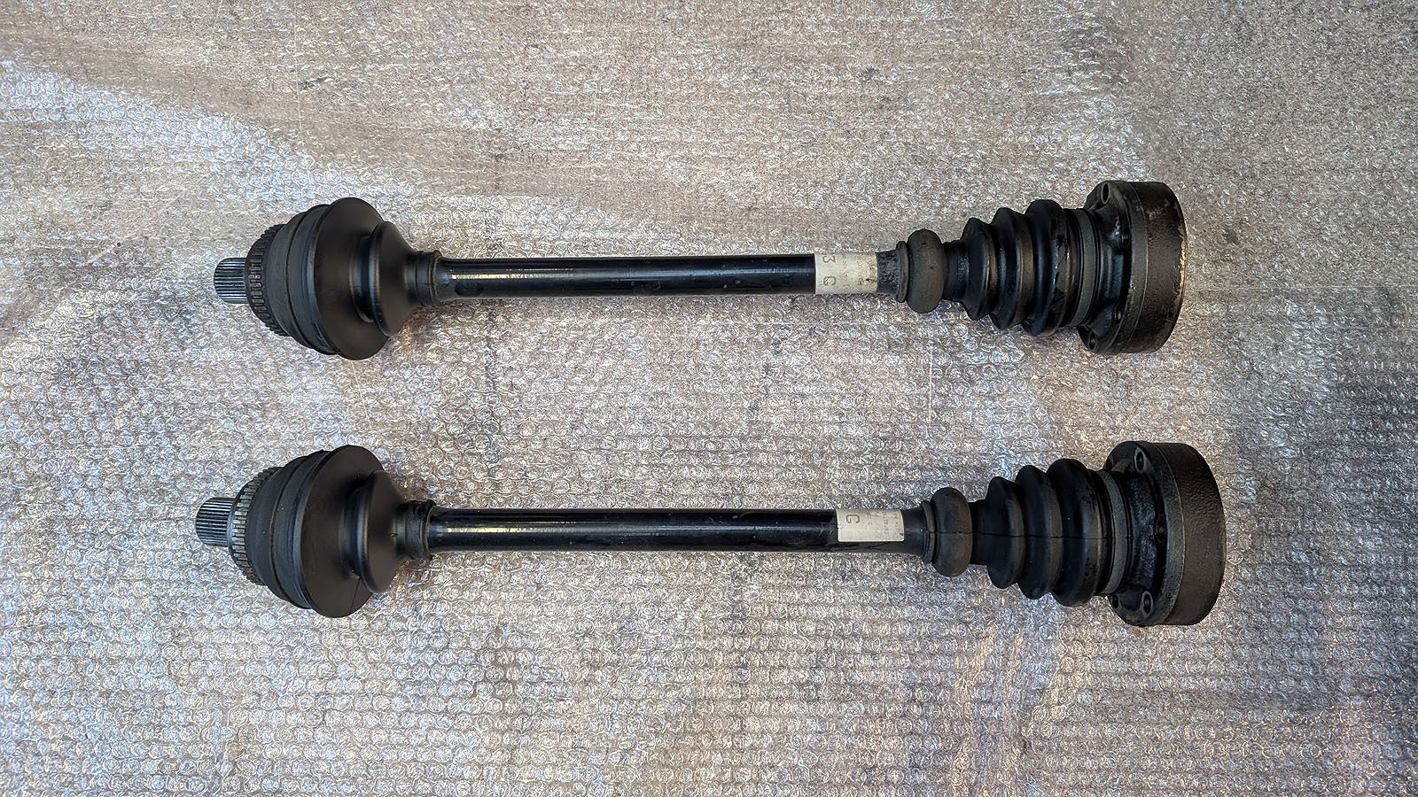 RS2 S2 B4 Antriebswellen hinten