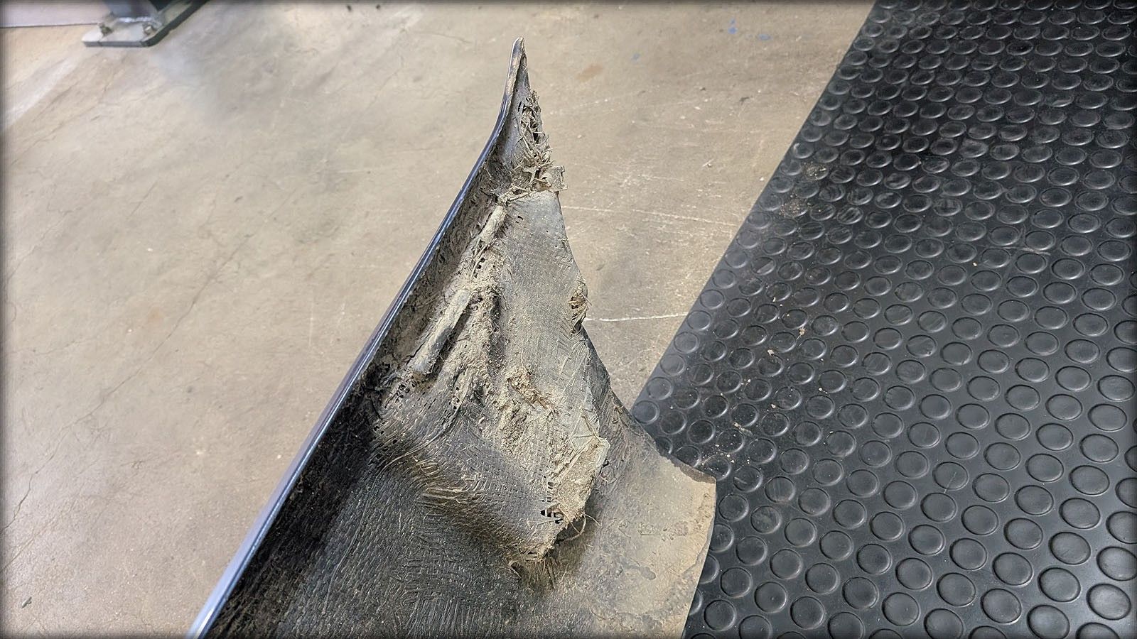 RS2 Stossstange hinten Nachbau